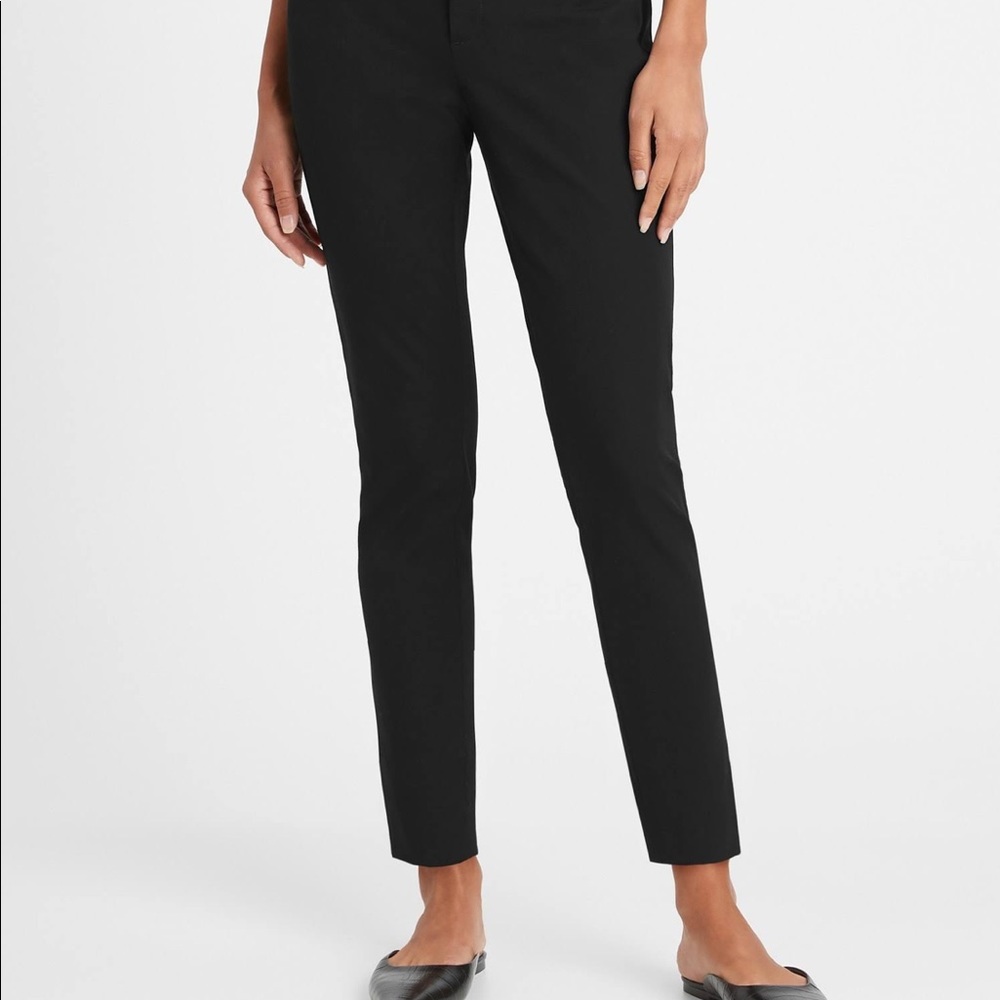 Banana Republic Black Sloan Pants, Size 4, 6, 8